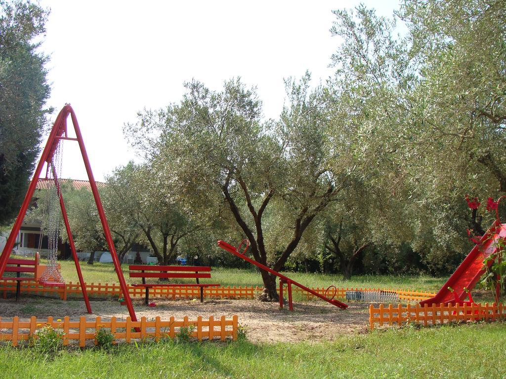 Villa Bianca Studios Possidi Exterior foto